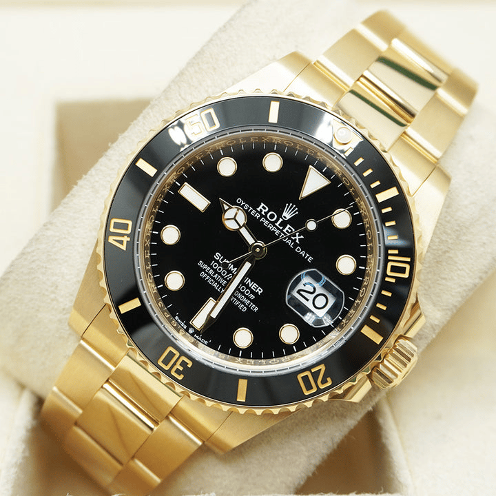 Rolex Submariner 40mm Black Dial 116618LN view 6