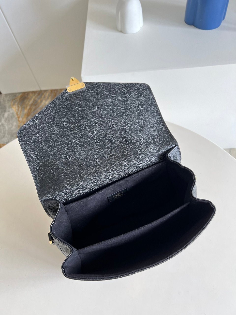 Louis Vuitton Pochette M Tis 25Cm Black Bag view 9