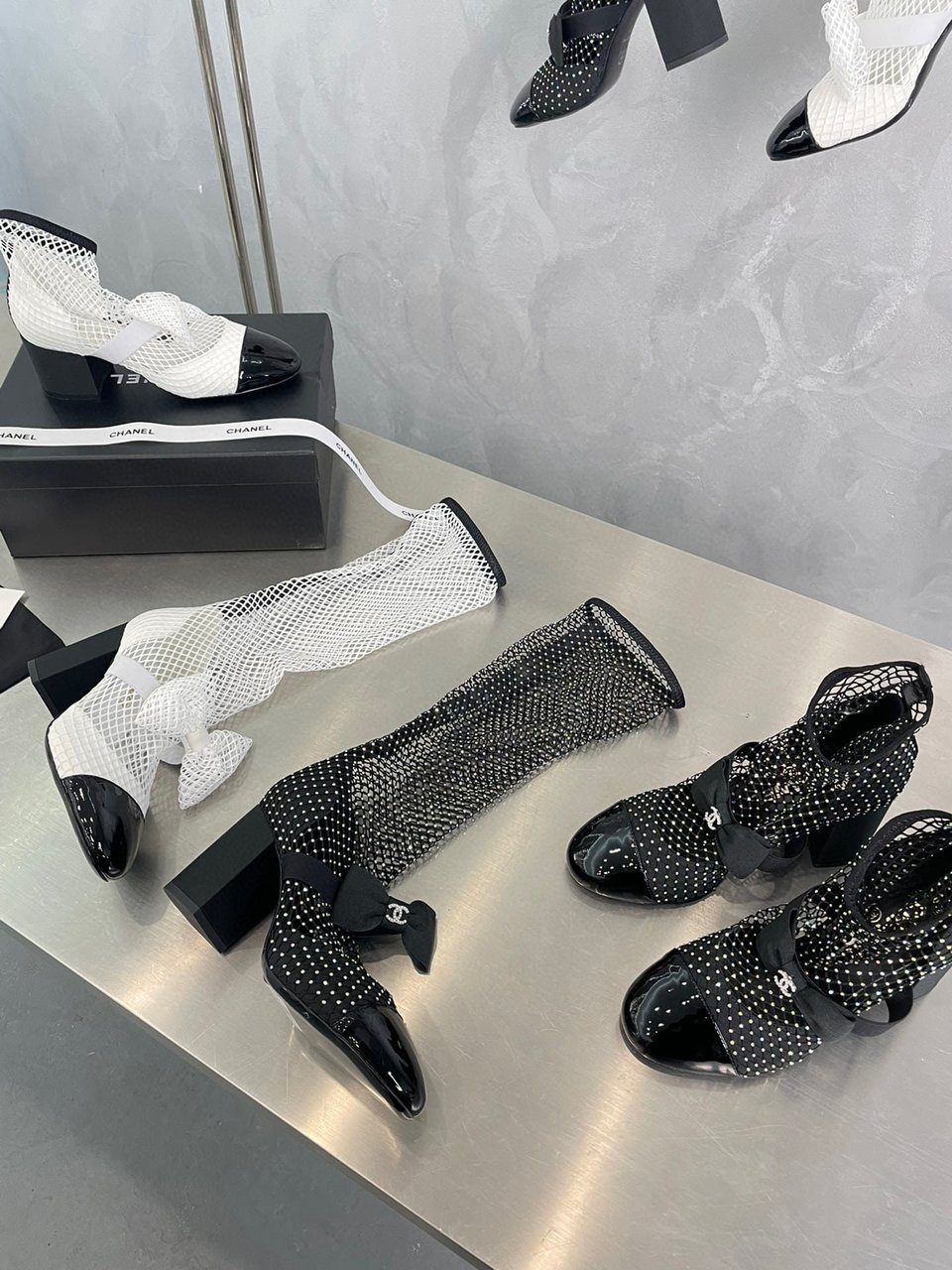 Chanel Mary Janes Black G40097 Y56614 K5929 view 3
