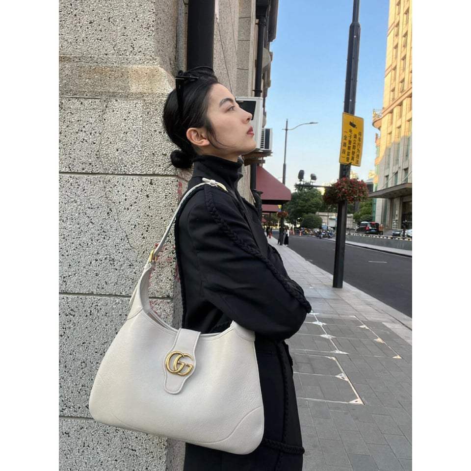 Gucci Cosmogonie Crescent Shoulder Bag Black Leather 39cm view 5