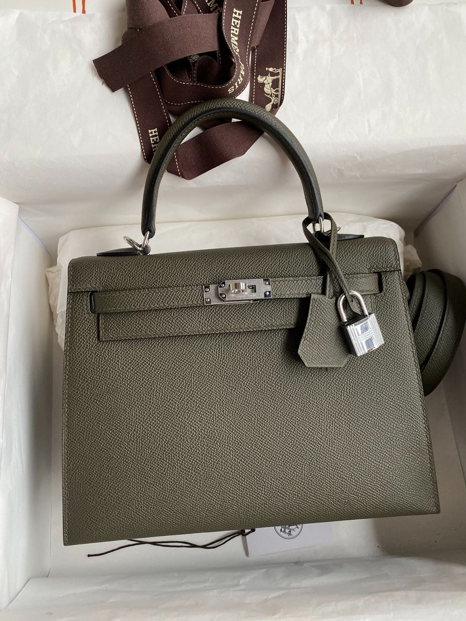 Hermes Kelly 25 Bag In Olive Green Epsom Leather For Women 25cm/10in view 2