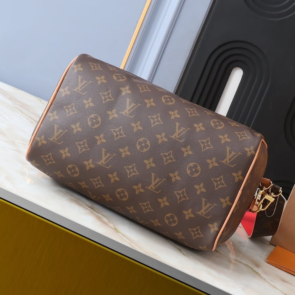 Louis Vuitton Speedy Soft 30 Crafty Brown 30Cm M11945 view 6