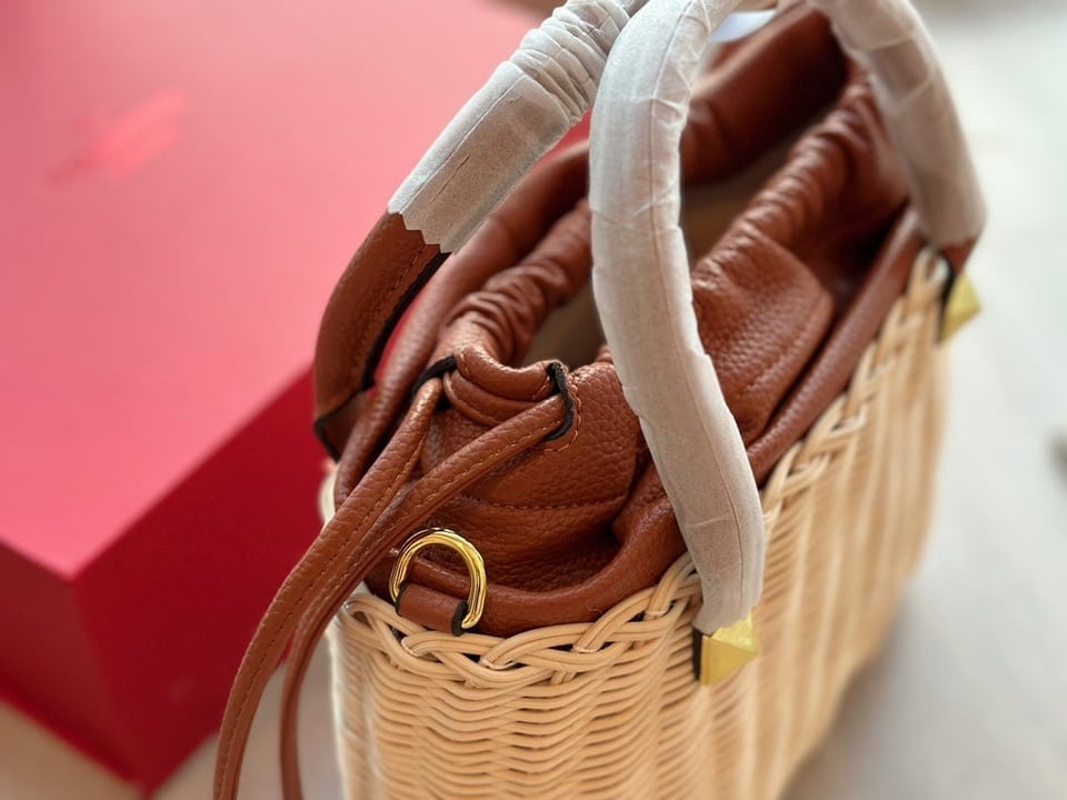Valentino Garavani Wo Vlogo Small Wicker Basket Bag Beige 25Cm Xw2B0K41Ymp 43S view 5