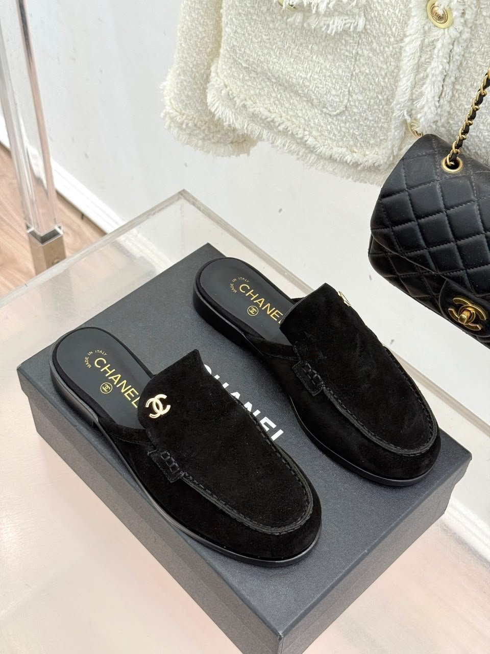 Chanel Suede Velvet Mules with CC Logo Black Suede Calfskin G39838 view 4