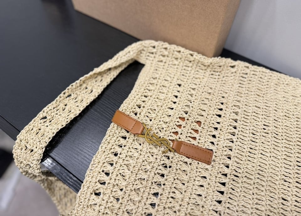 Saint Laurent Le 5 A 7 In Raffia Crochet And Smooth Leather Beige 32Cm view 9