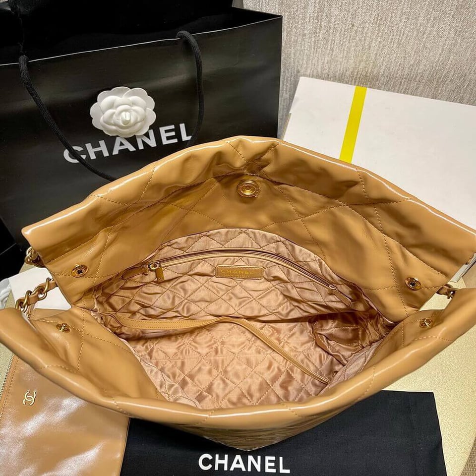 Chanel 22 Small Handbag Shiny Calfskin Camel Gold Metal view 10