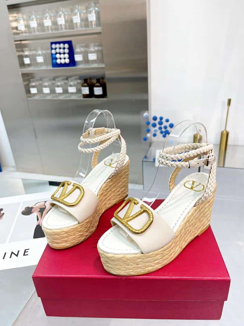Valentino Garavani Vlogo Espadrille Platform Sandals White view 4