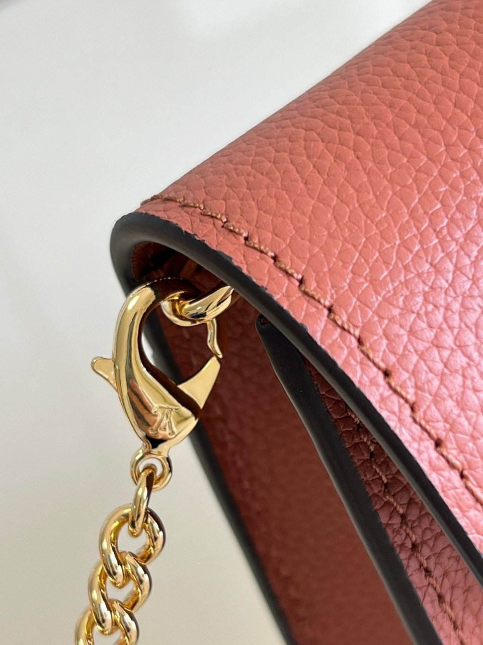 Louis Vuitton Pochette Chain Mylockme 19Cm Brown view 9