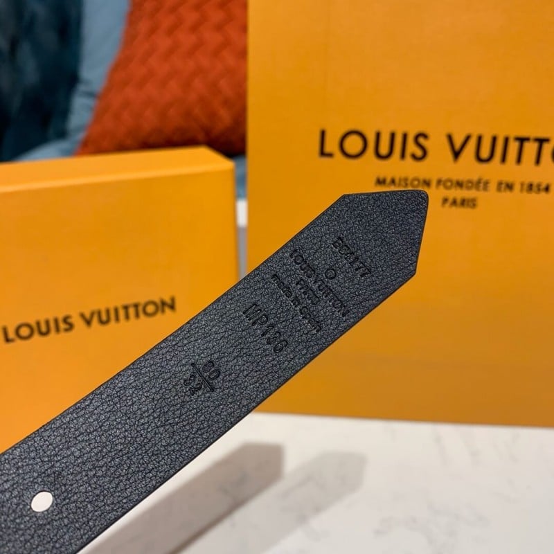 Louis Vuitton Dauphine 25mm Reversible Belt MP136U view 10