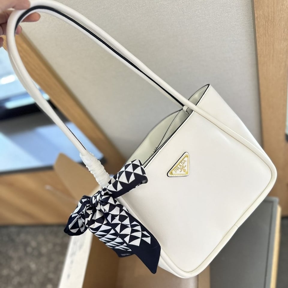 Prada Leather Mini Tote Bag White 25Cm view 3