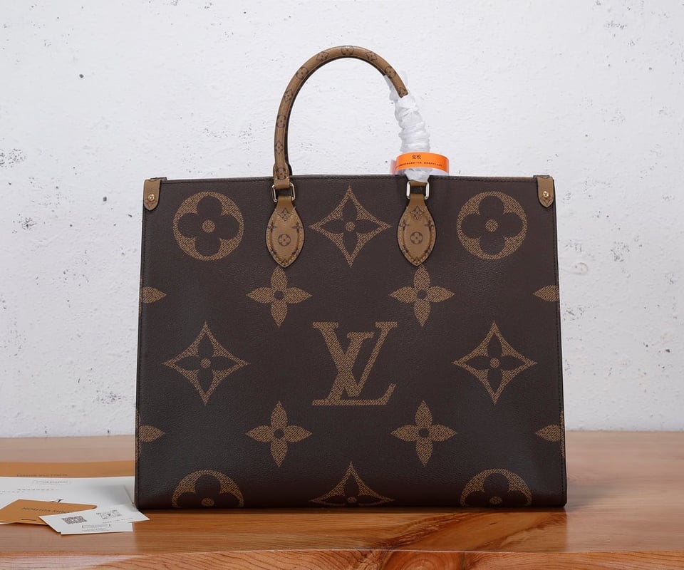 Louis Vuitton Onthego Gm Monogram Giant Canvas, Brown Monogram M45320 41cm view 13
