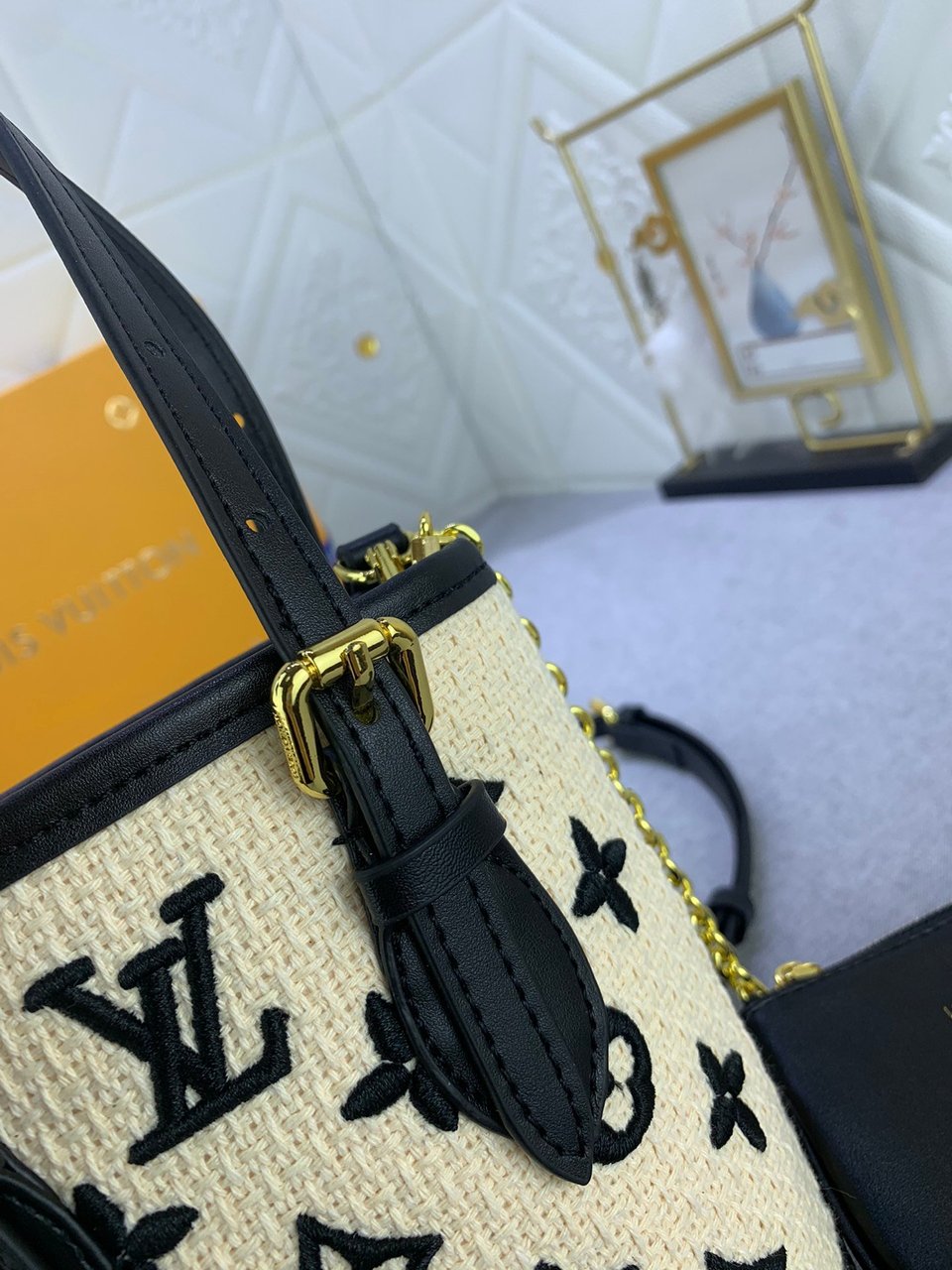 Louis Vuitton Nano Bucket Bag Black 17Cm M82418 view 5