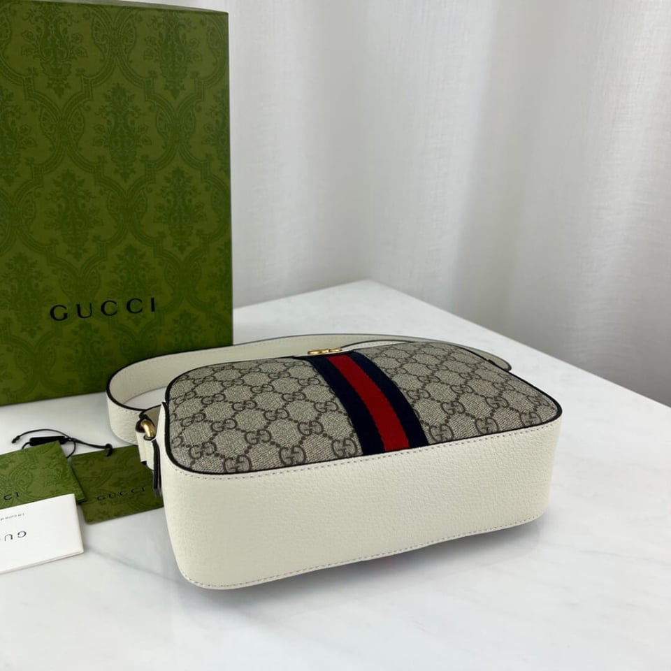 Gucci Ophidia GG Shoulder Bag view 9