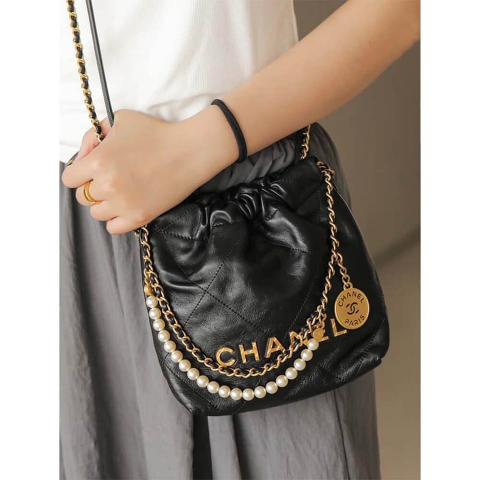 Chanel 22 Mini Bag Shiny Crumpled Calfskin with Pearl Chain view 4