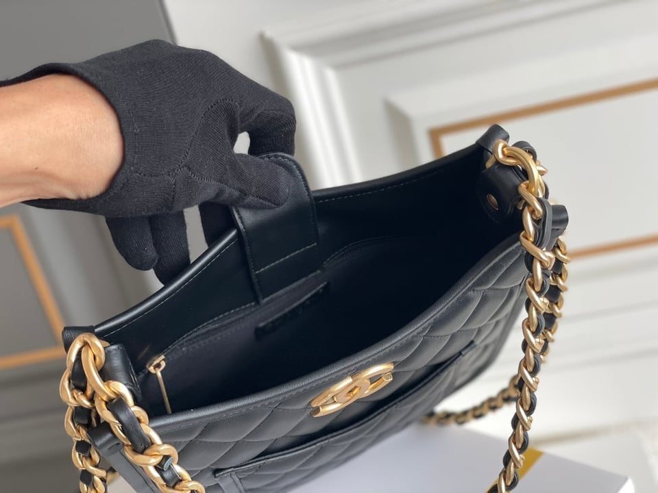 Chanel 24S 24Cm Hobo Bag Black Calfskin Gold Hardware view 9