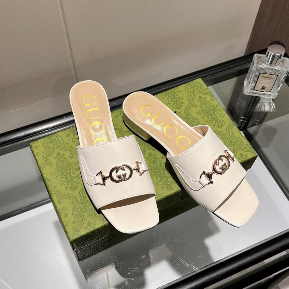 Gucci Zumi Leather Slide Sandals view 4