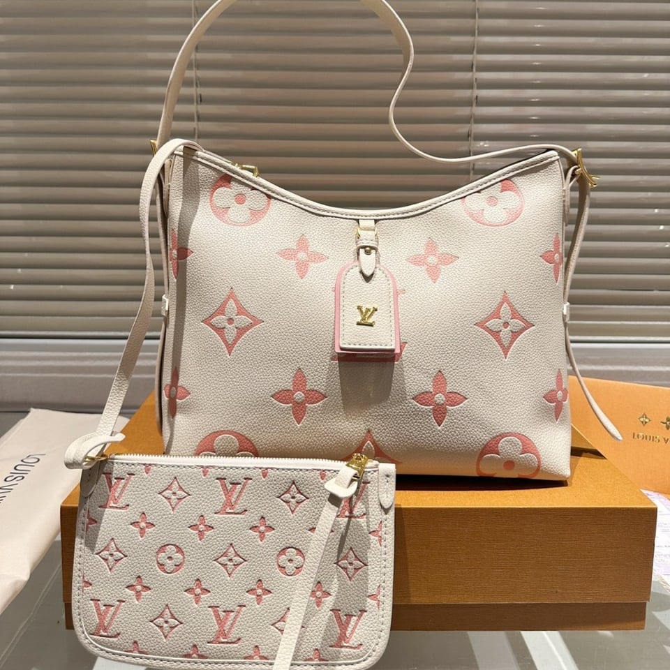 Louis Vuitton Carryall Pm Bicolour Monogram Empreinte Leather 30Cm M24141 view 3