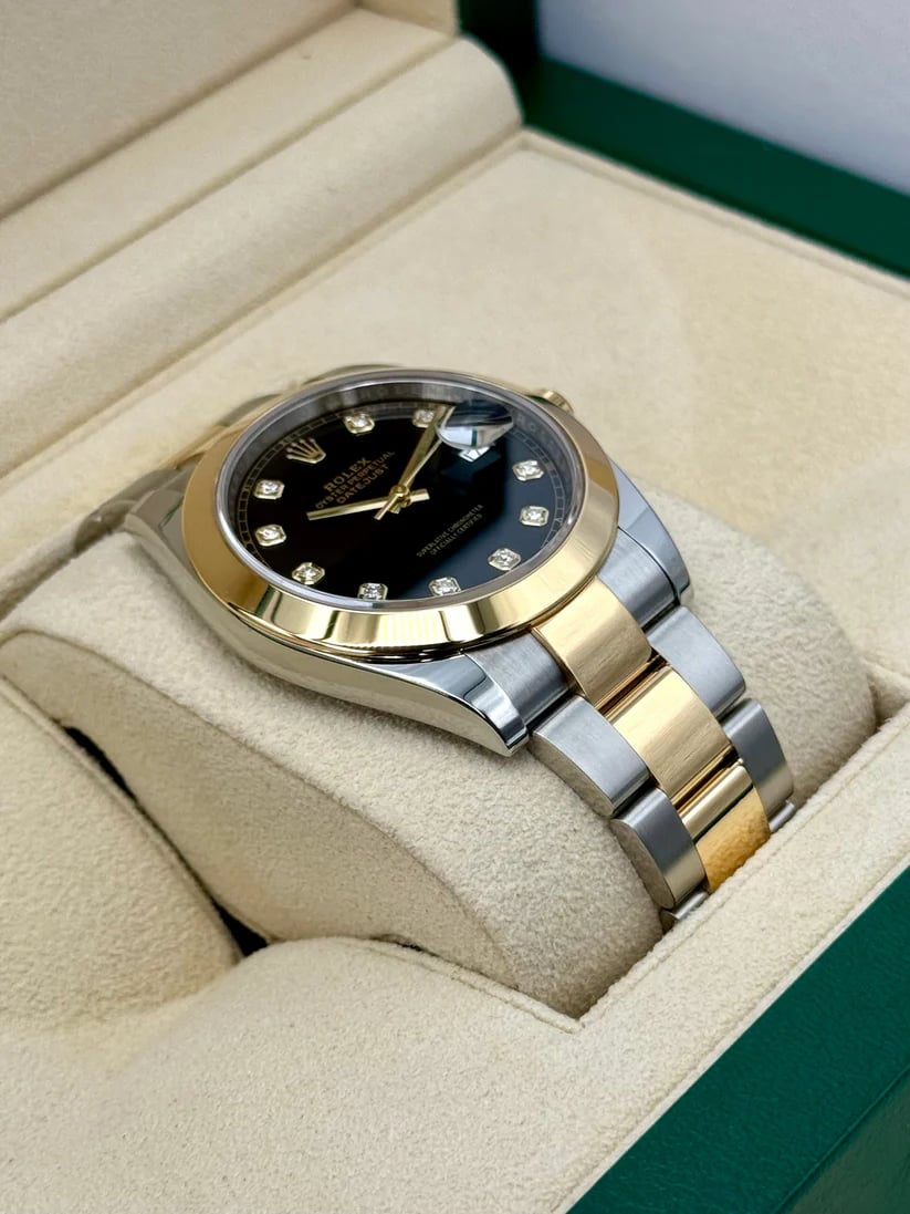 [Superclone] Rolex Datejust 41mm Bright Black Dial Smooth Oyster 126303 view 4