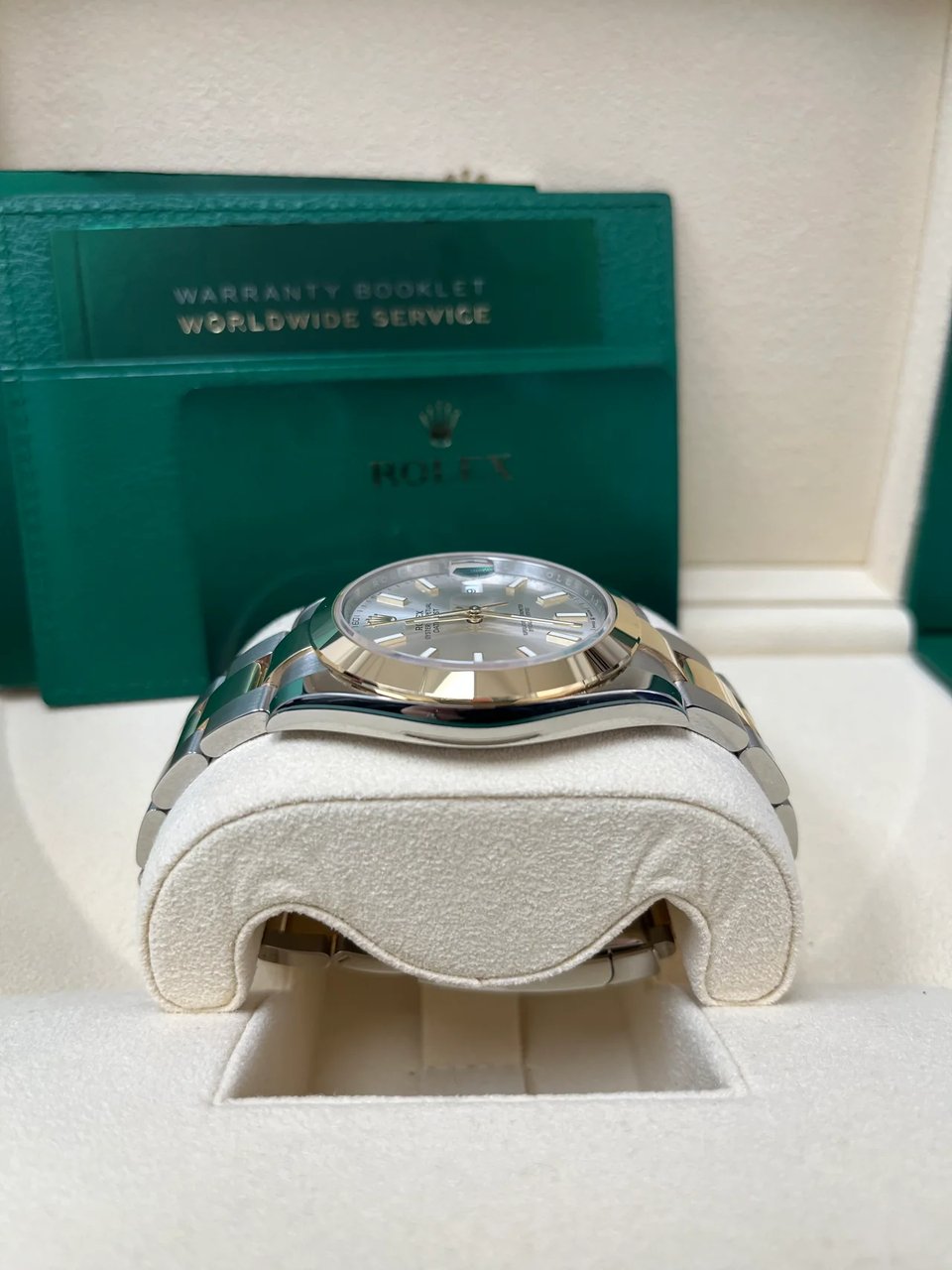 [Superclone] Rolex Datejust 41mm Silver Dial Smooth Oyster 126303 view 8
