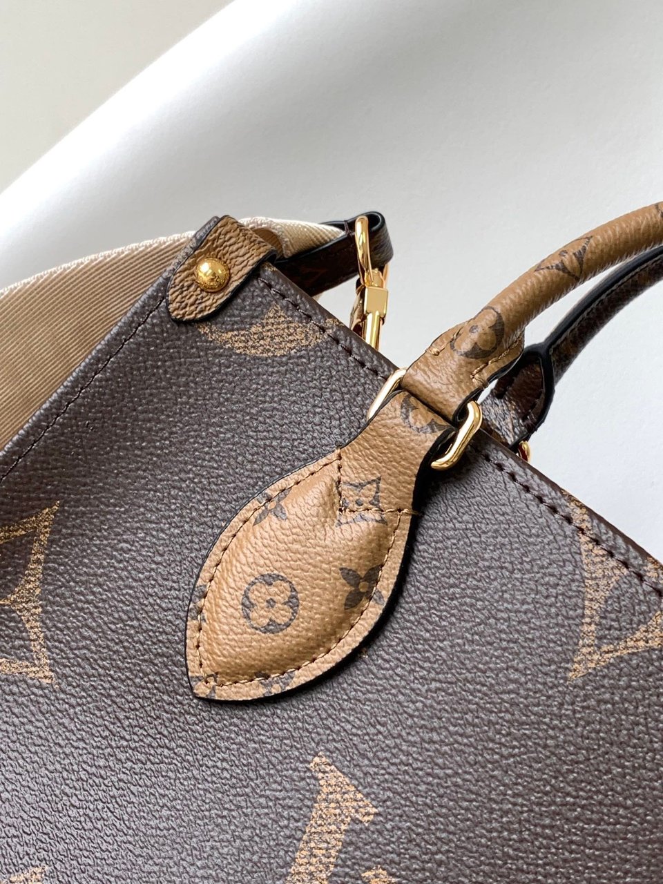 Louis Vuitton Onthego Pm Monogram Canvas – Women – Handbags Onthego Pm M46373 25cm/ 9.8in view 16