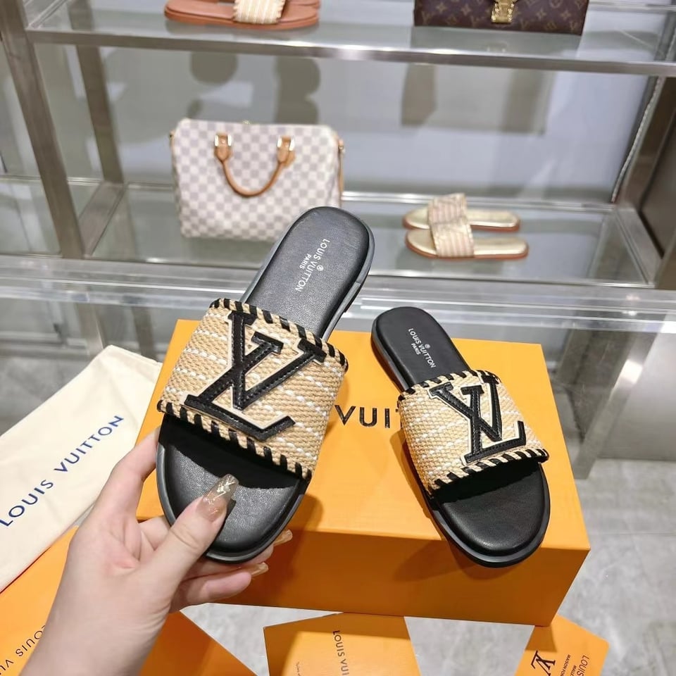 Louis Vuitton Lock It Flat Raffia Mules Black view 7