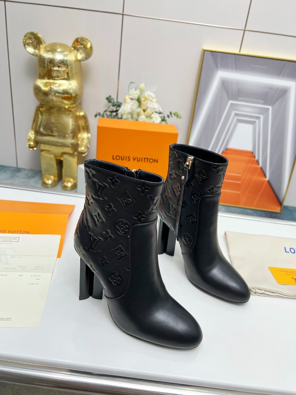 Louis Vuitton Silhouette Ankle Boot Black 1Abp9J view 7
