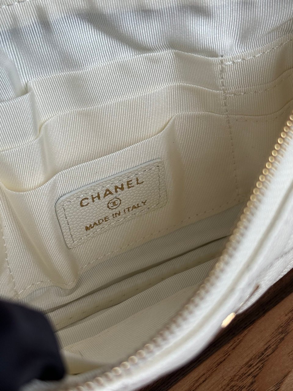 Chanel Zipped Wallet 20Cm White Quilted Caviar Gold Hardware view 3