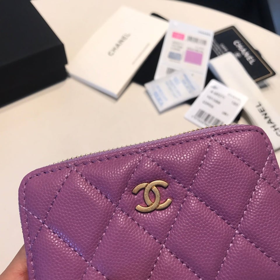 Chanel Zipped Coin Basic Purse 11 Purple Calfskin Gold Icon view 4