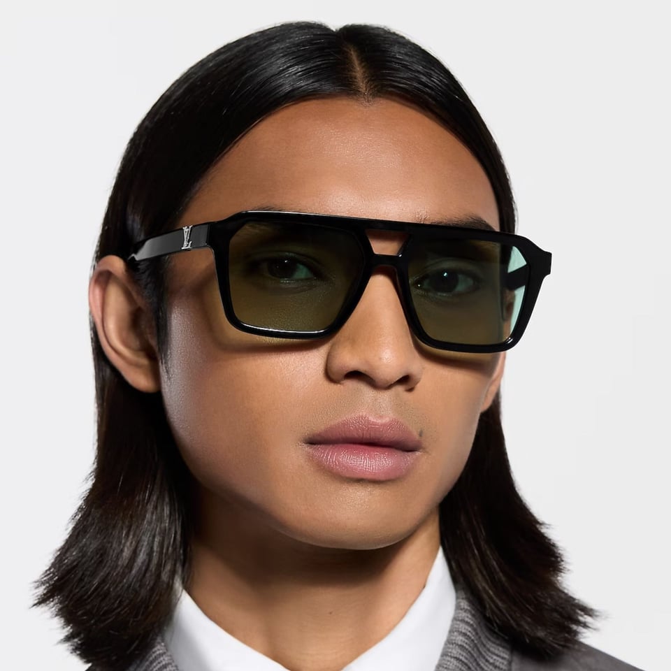 Louis Vuitton Hit Pilot Square-Shaped Sunglasses Black Z3118U view 2