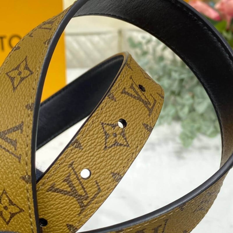 Louis Vuitton LV Initiales 25mm Belt M0296X view 6