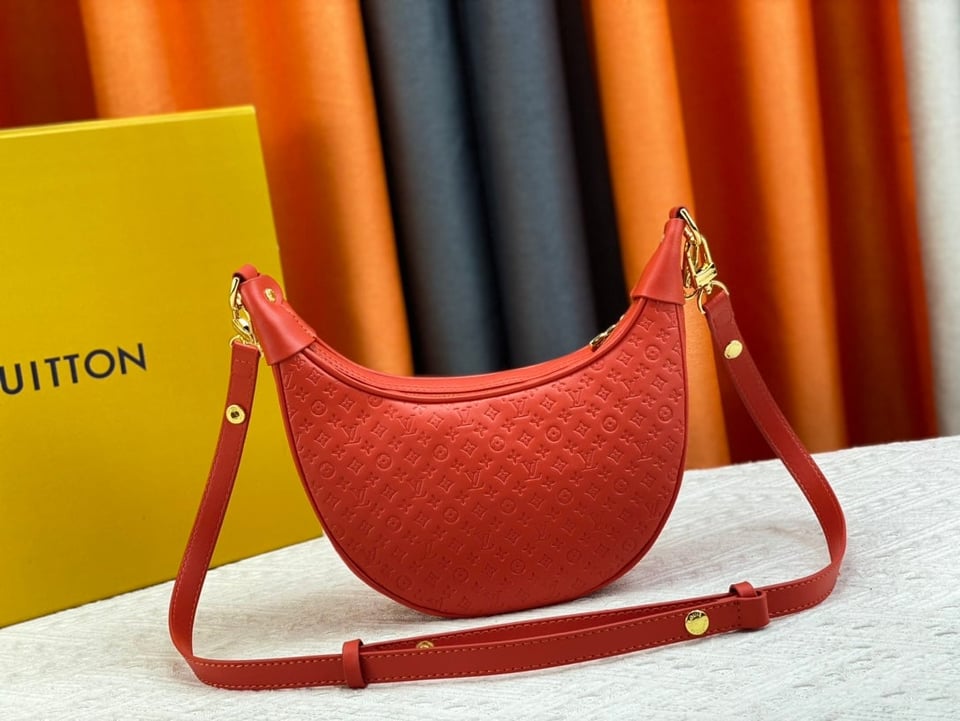 Louis Vuitton Loop Baguette Bag Red 23Cm M22594 view 7
