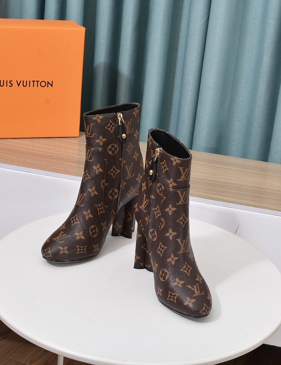 Louis Vuitton Silhouette Ankle Boot Monogram Brown view 7