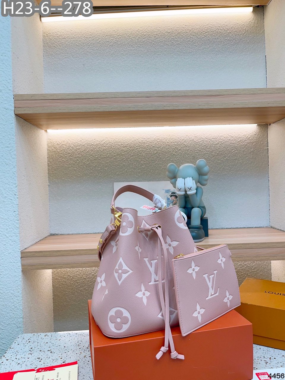 Louis Vuitton N Ono Mm Pink 25Cm view 3