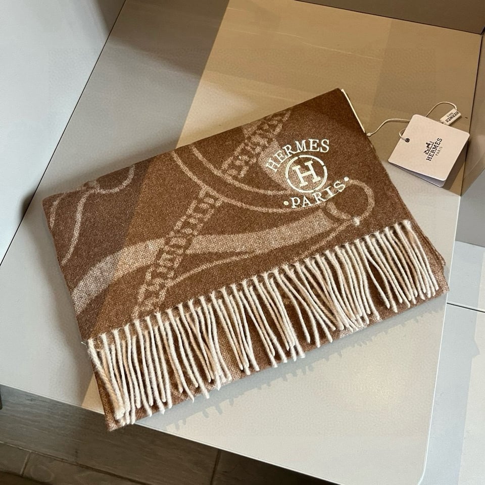 Hermes Cashmere Scarf Chain Motif Brown For Women 180cm view 4