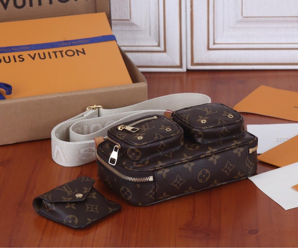 Louis Vuitton Utility Cross-Body Bag Brown 20cm view 7