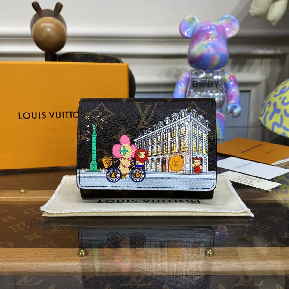 Louis Vuitton Christmas Animation 2022 Victorine Wallet Pink view 3