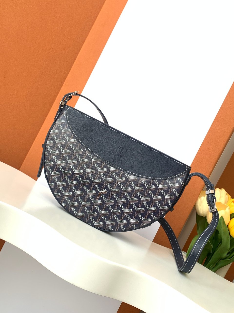 Goyard Hirondelle Bag – Bagistry Closet 25cm Navy Blue view 3