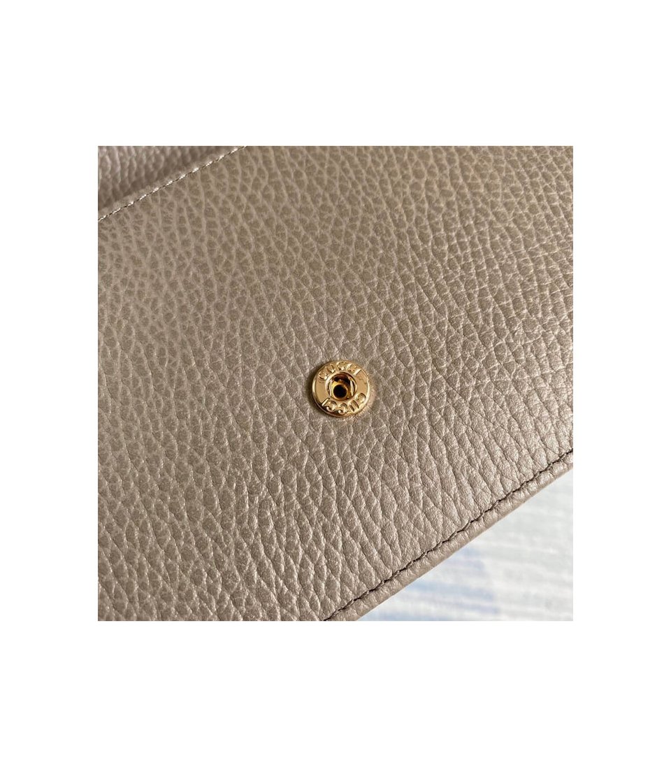 Gucci GG Interlocking Wallet On Chain Grey view 9