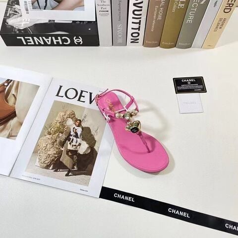 Chanel Shiny Pearl Crystal Cc Heart Thong Sandals Pink view 6