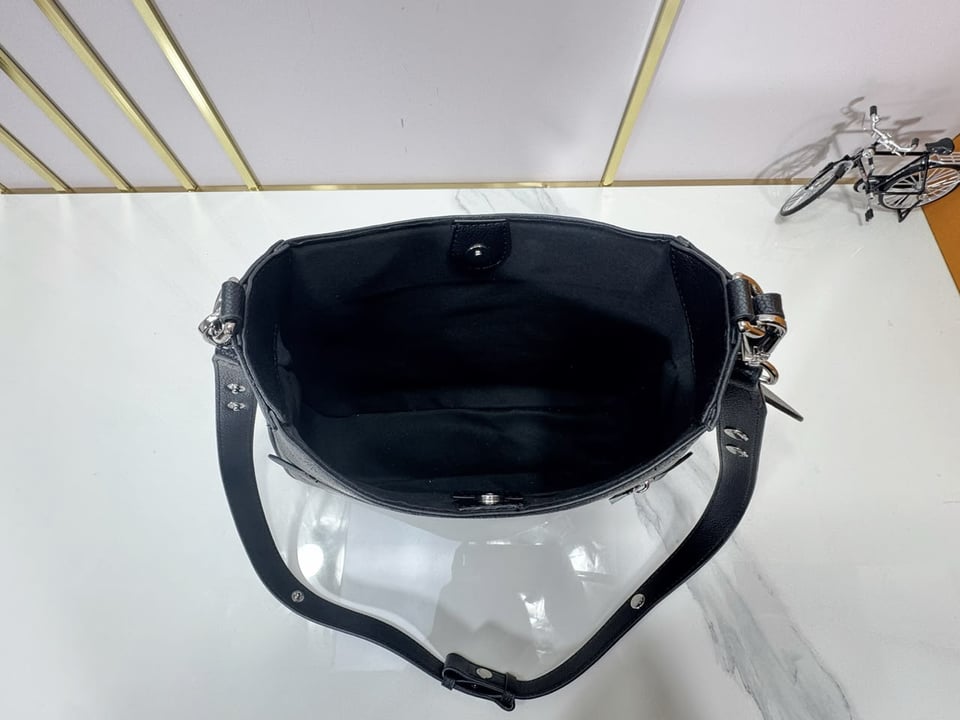 Louis Vuitton All Around PM Black 25cm M28306 view 7