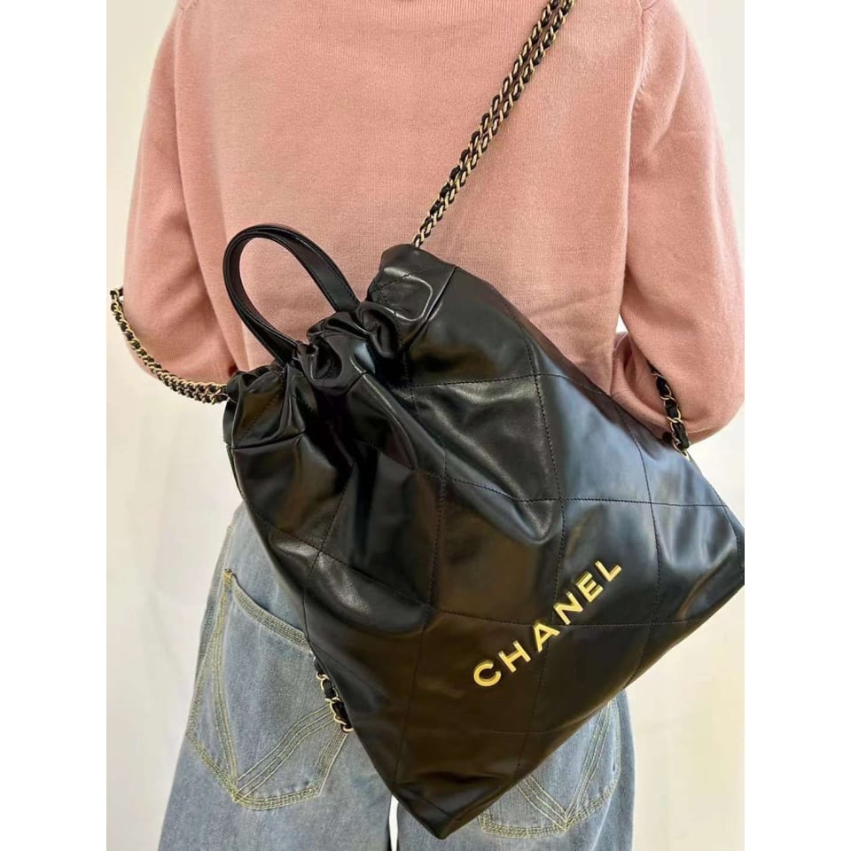 Chanel 22 Backpack in Black Shiny Calfskin 34cm view 3