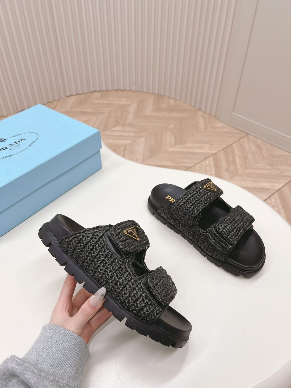 Prada Fussbett Raffia Dual Buckle Slide Sandals Black view 7