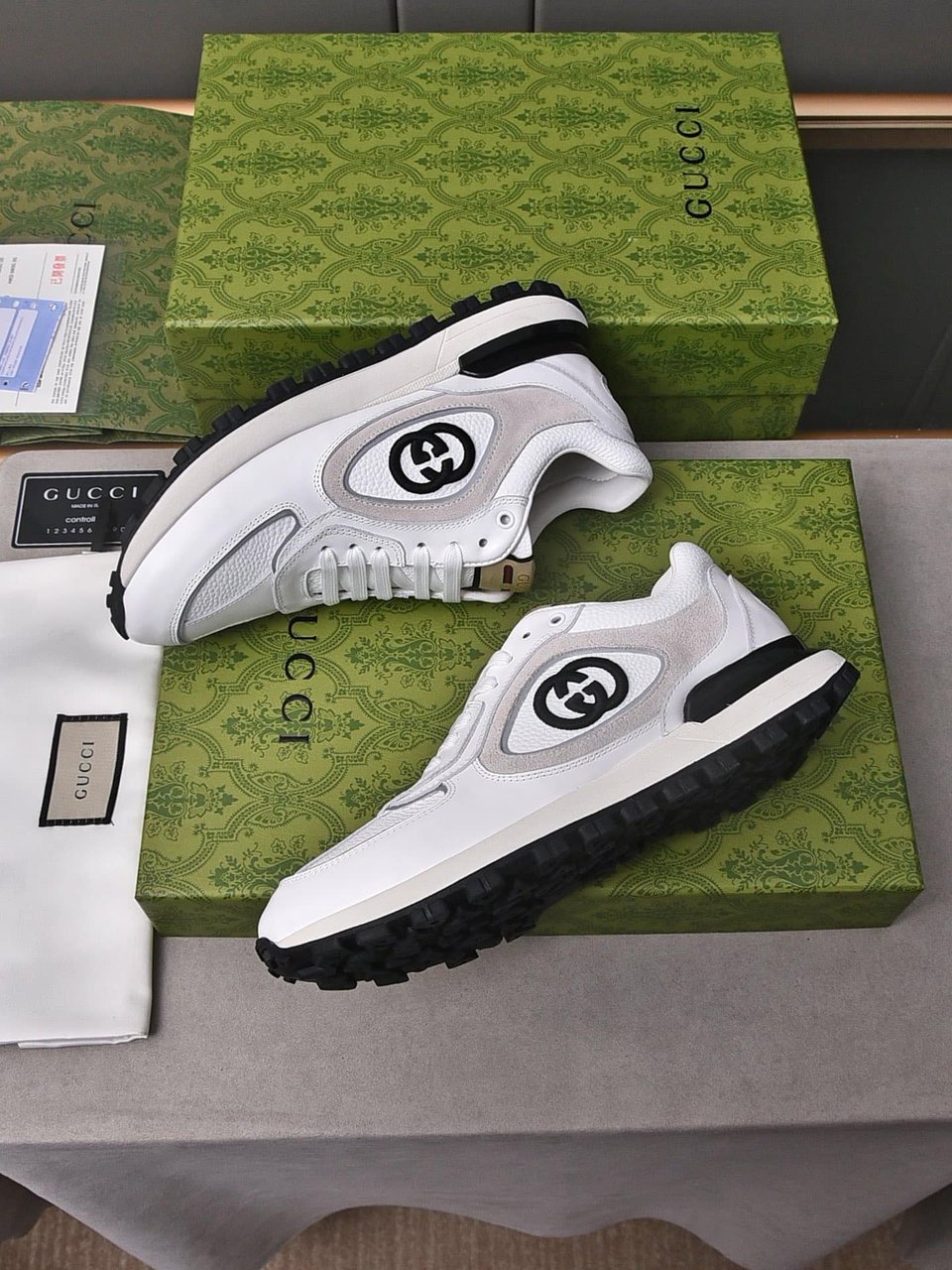 Gucci Double G Men’S Run Sneaker Beige view 9