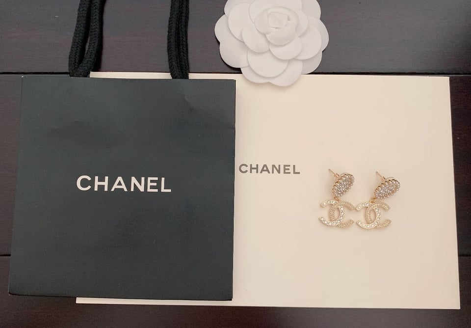 Chanel Cc Earrings view 6