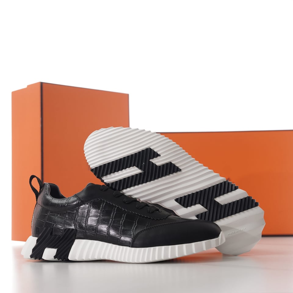 Hermès Day Sneaker Black Crocodile Leather for Men view 4