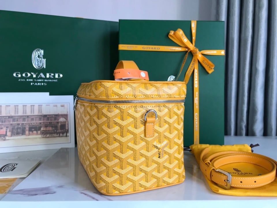 Goyard Muse Vanity Case 20 Cm Yellow Goyardine Canvas view 10