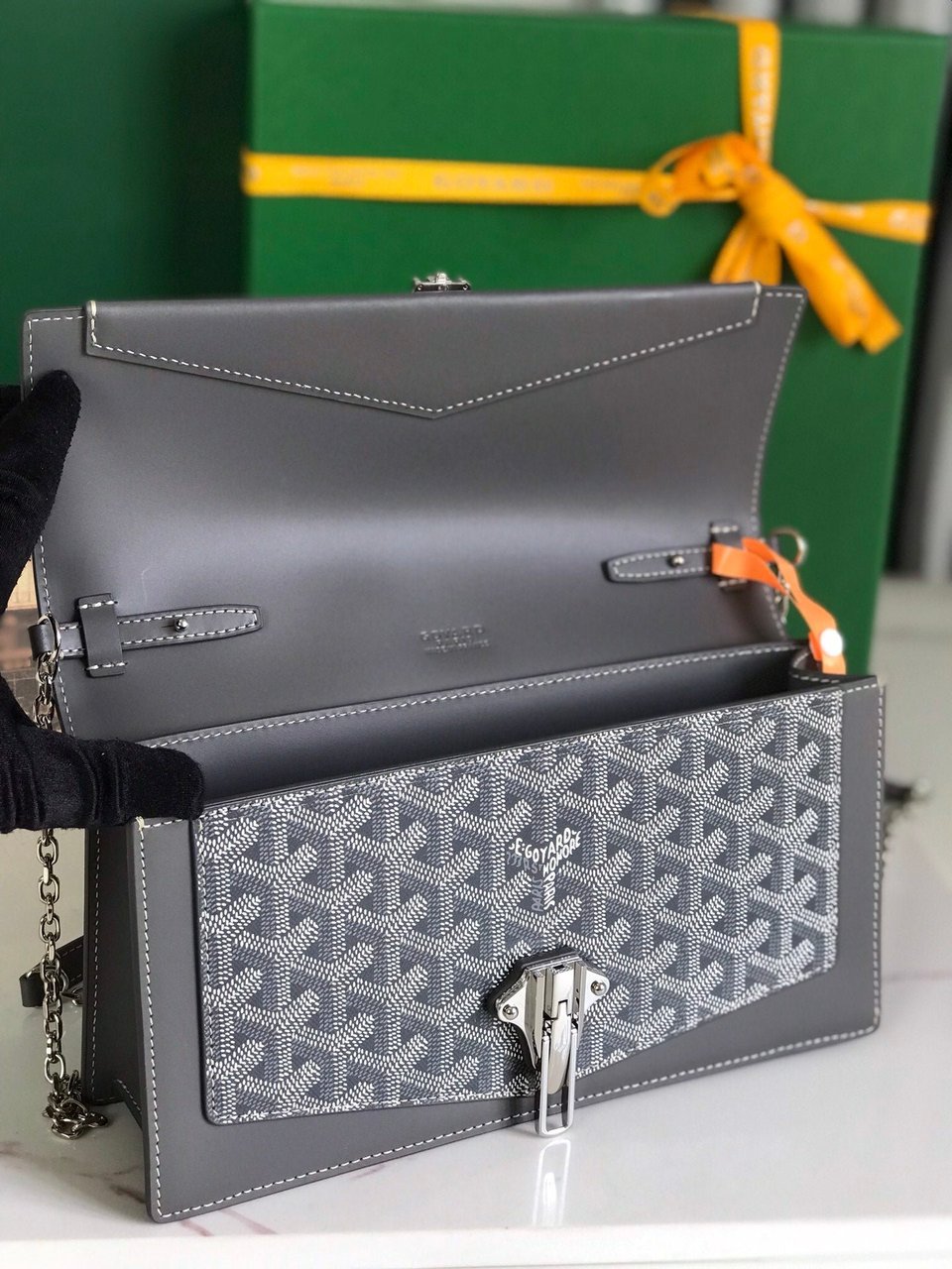 Goyard Duchesse Marie-Caroline Bag 25cm Gray Goyardine Canvas And Smooth Calfskin view 3
