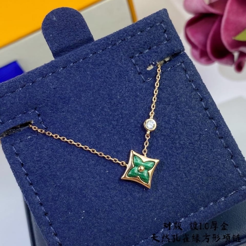 Louis Vuitton Color Blossom Bb Star Necklace Green Q93894 view 2