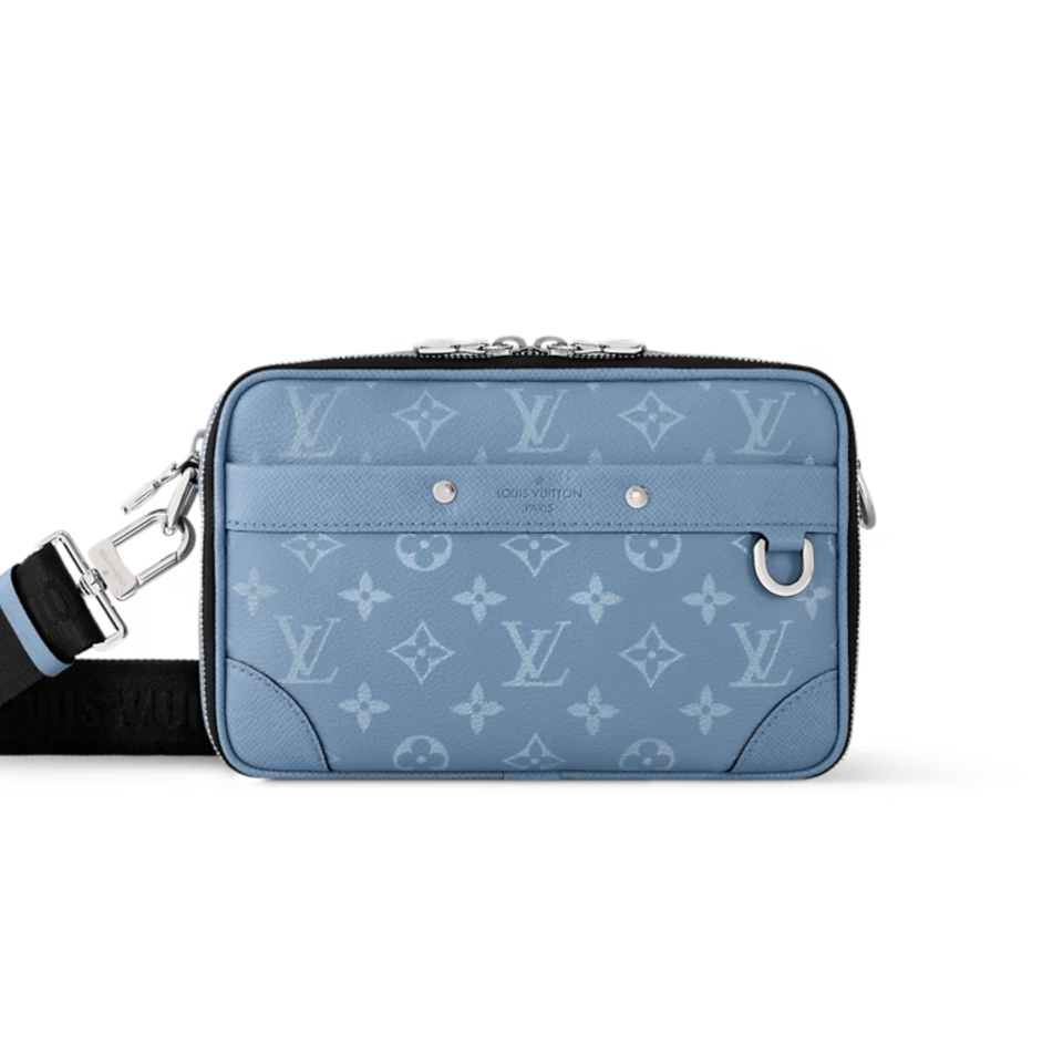 Louis Vuitton Sky blue Alpha Messenger For Men 24cm M14073
