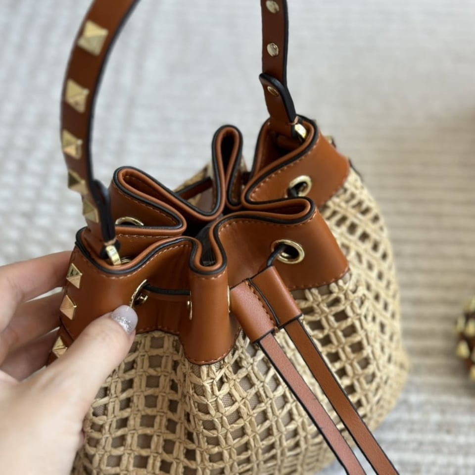 Valentino Rockstud Woven Bucket Bag Brown 19Cm view 8